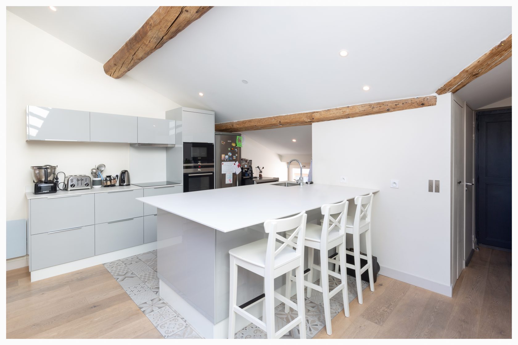AFormer renovated top floor Ainay district
