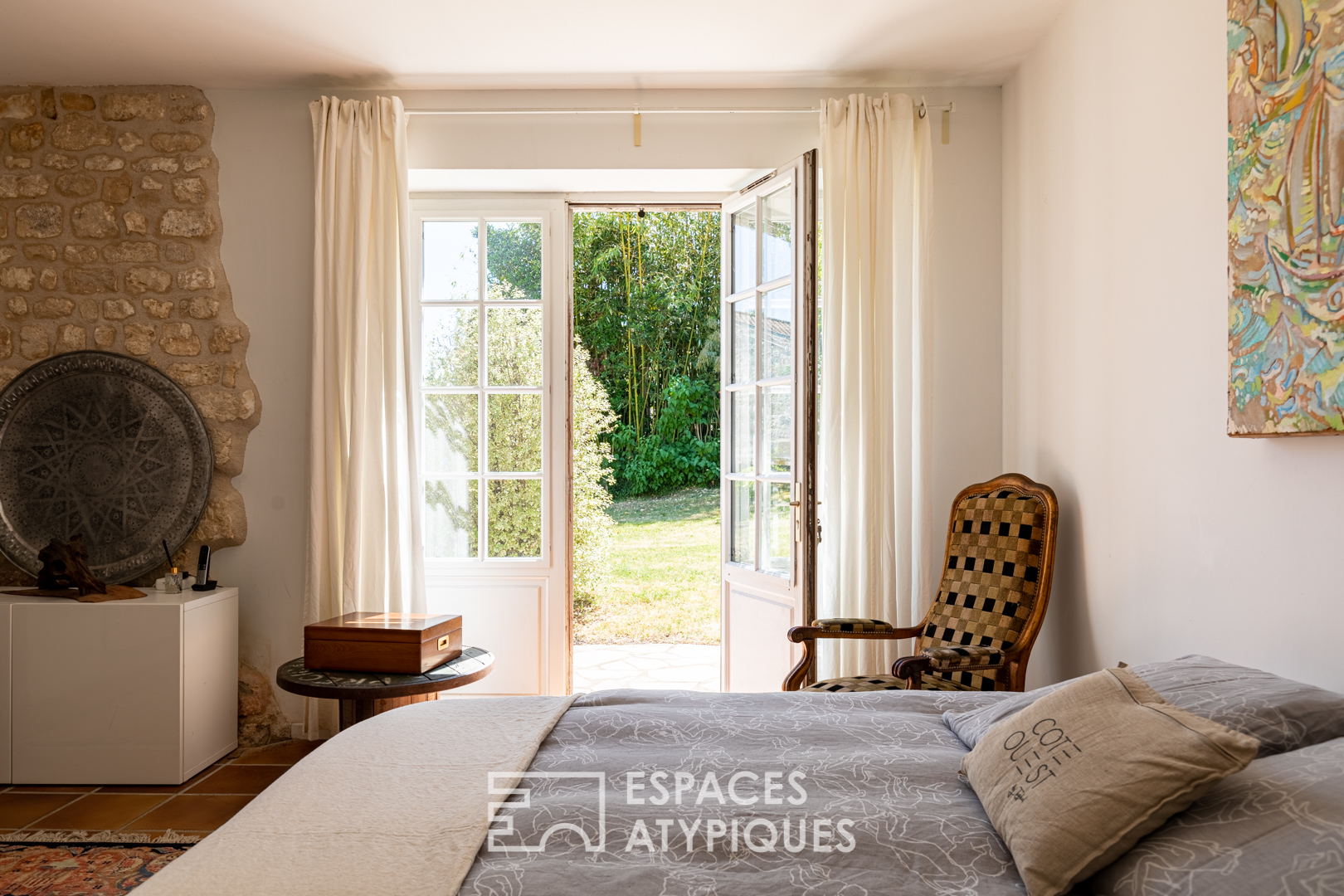 Bucolic Charentaise and its romantic garden