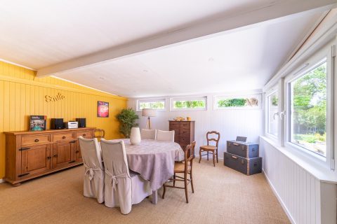 Maison de charme et son ruisseau au fond du jardin