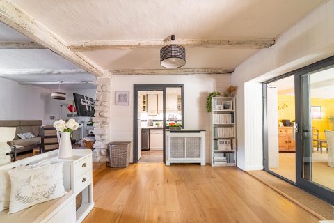 Maison de charme et son ruisseau au fond du jardin