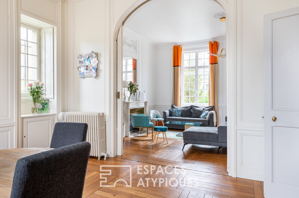 Appartement atypique au coeur du triangle d’or.