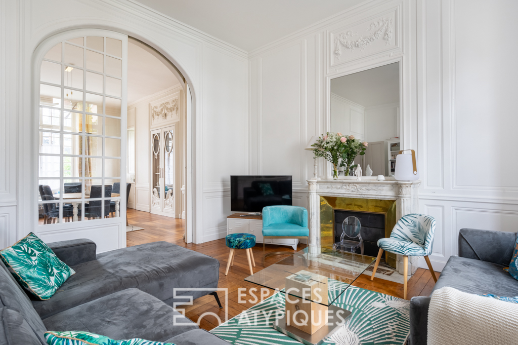 Appartement atypique au coeur du triangle d’or.