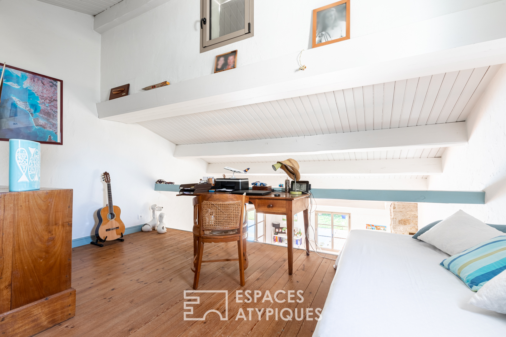 Refuge estival entre commerces et plages