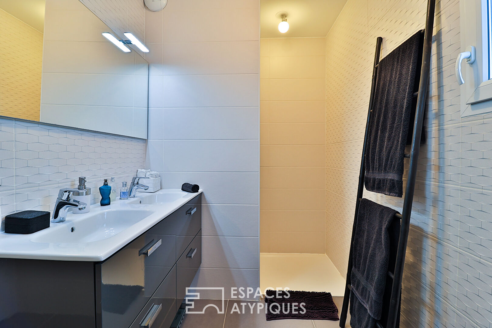 Superbe appartement en attique et sa terrasse grand volume