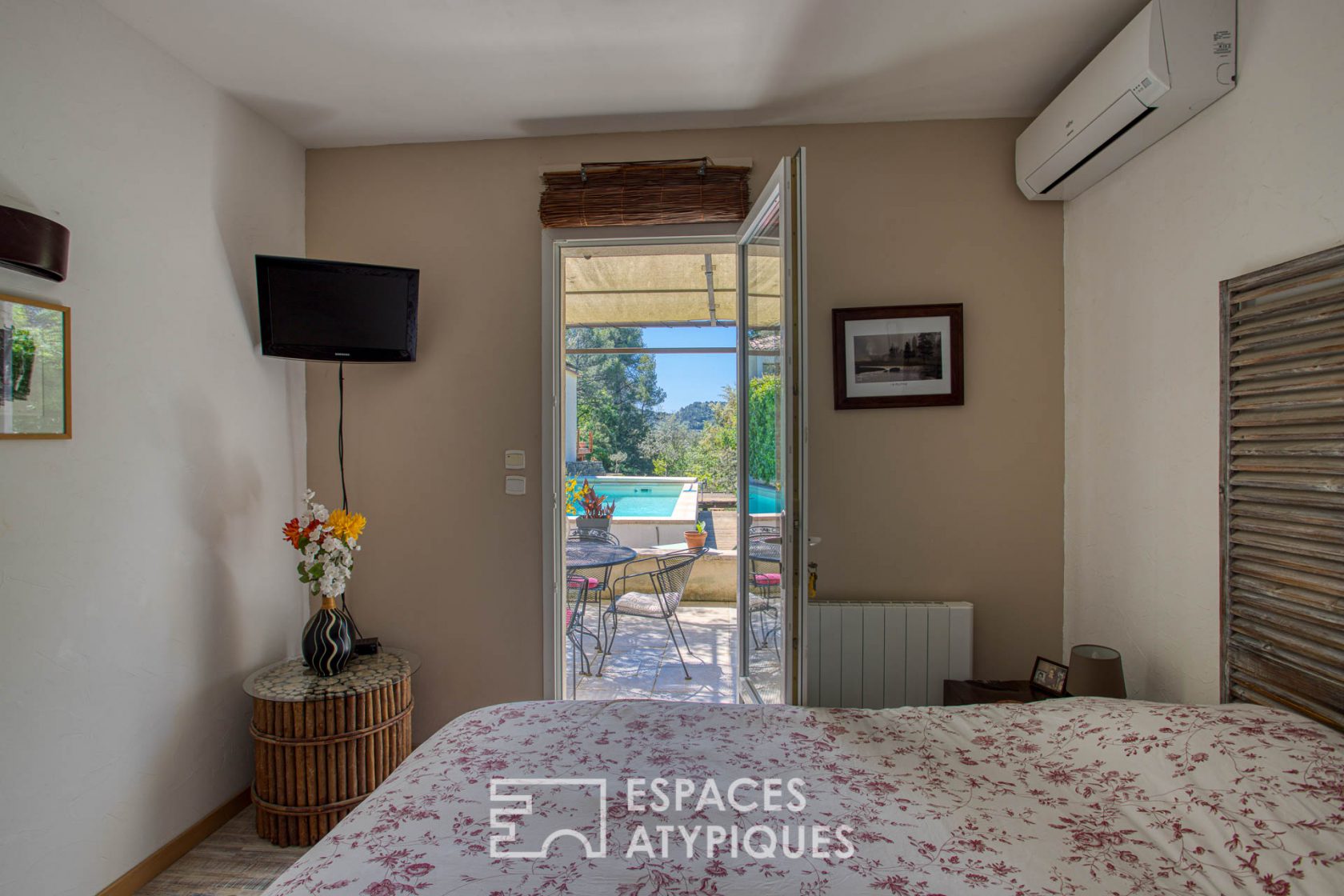 Propriété avec vue aux senteurs provençales