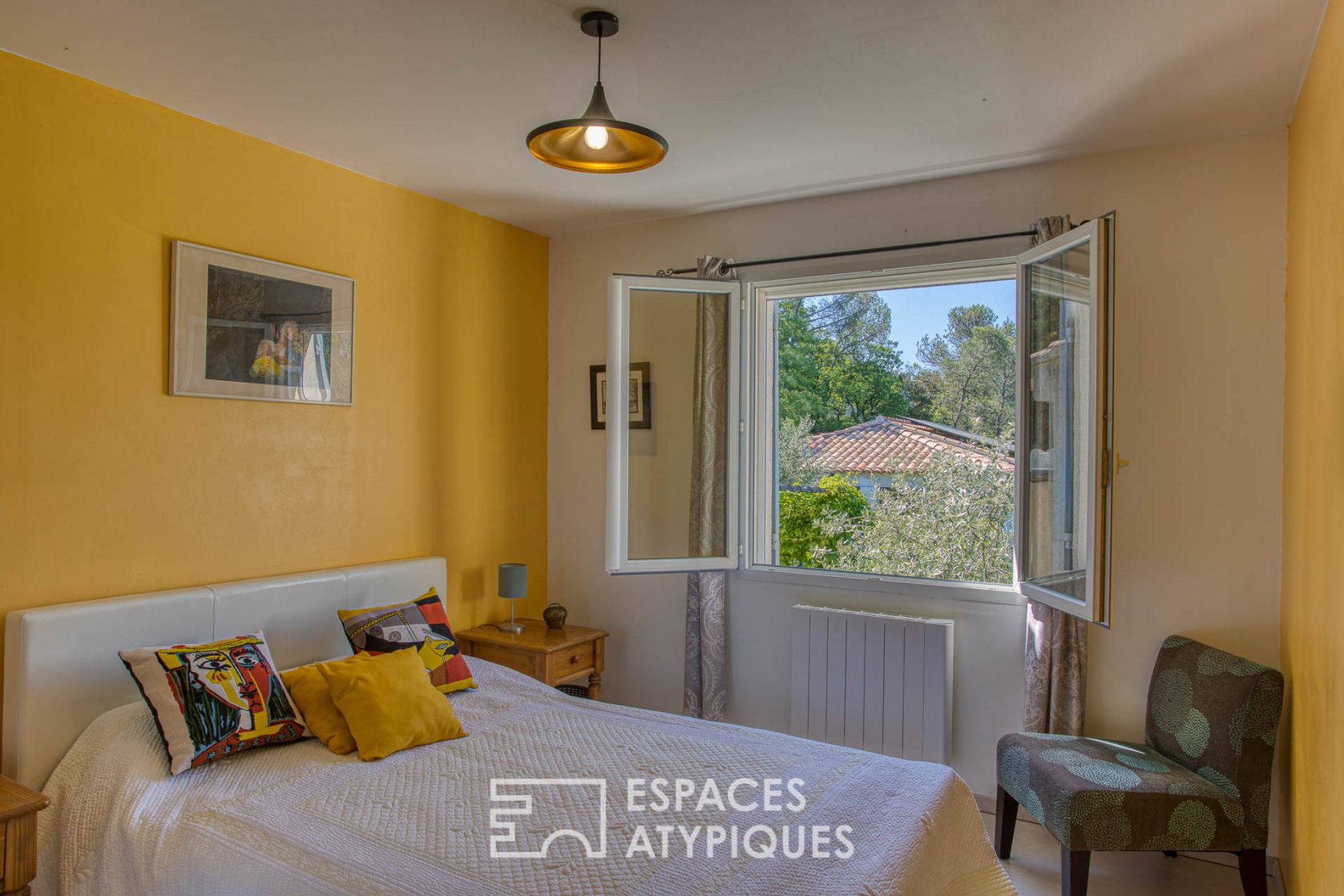 Propriété avec vue aux senteurs provençales