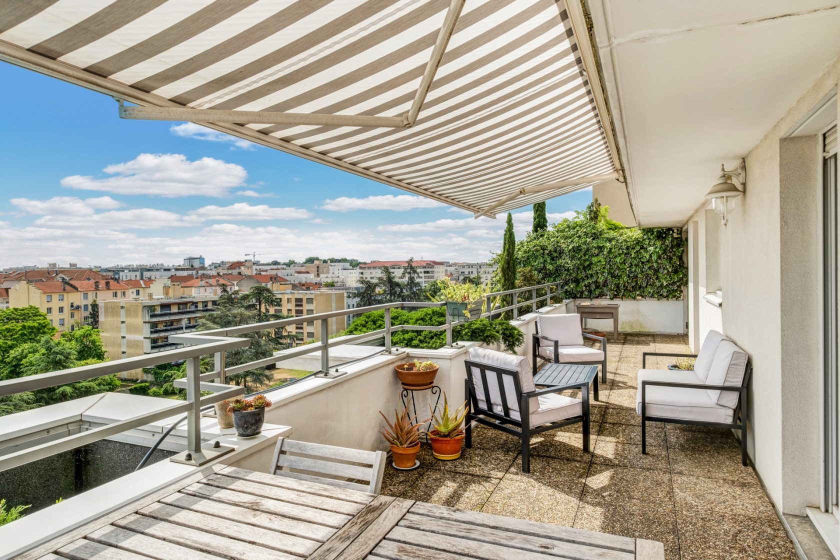Duplex en dernier étage avec terrasses