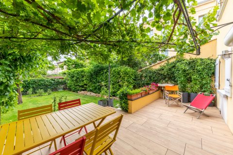 Townhouse with exterior in the heart of Villefranche sur Saône