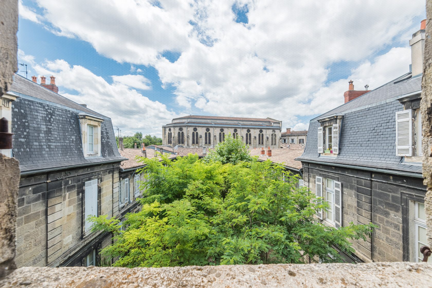 Charming apartment in a magnificent condominium in Saint-Michel