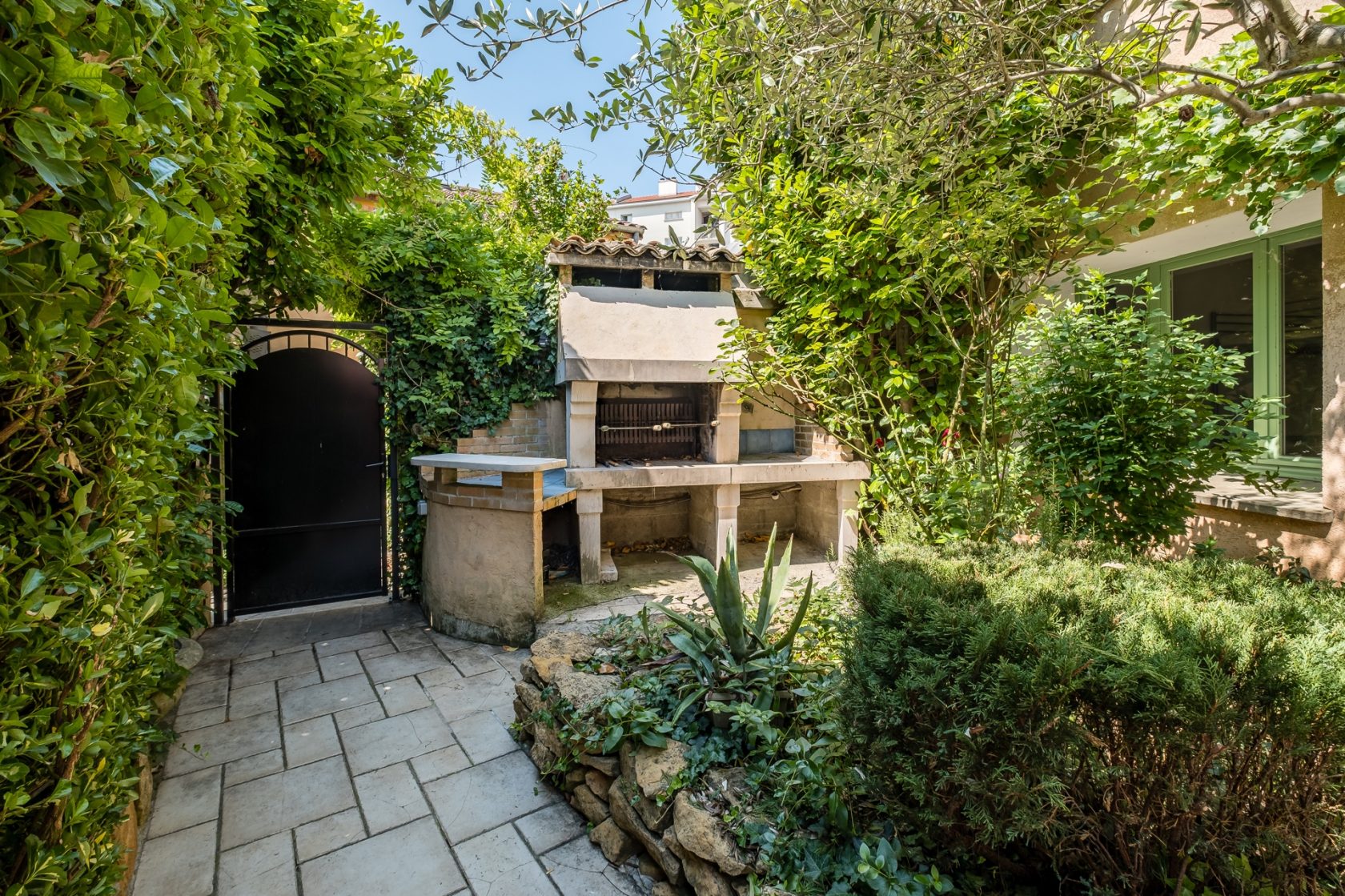Maison de caractère avec jardin