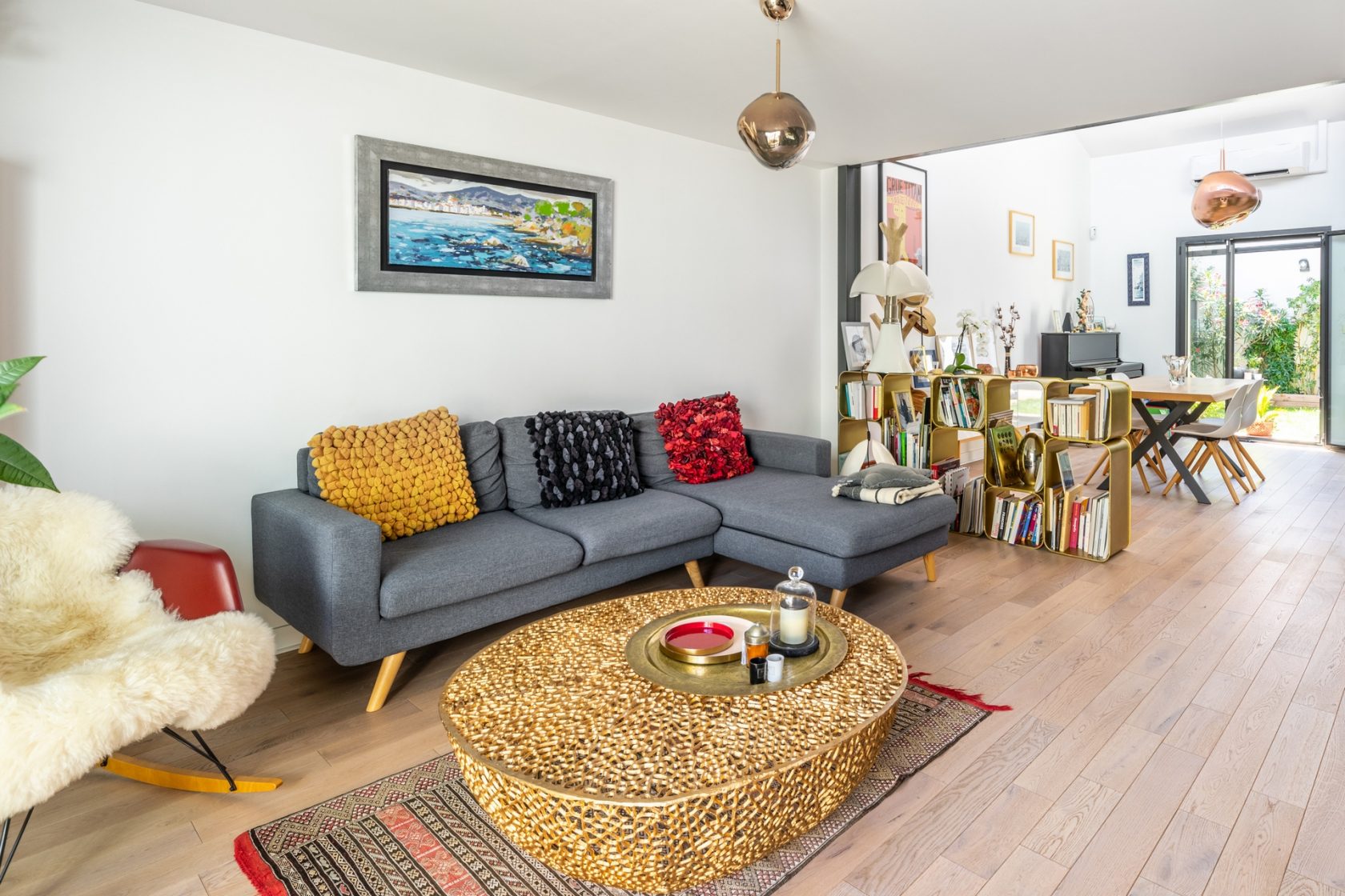 Loft house near Place Saint-Anne