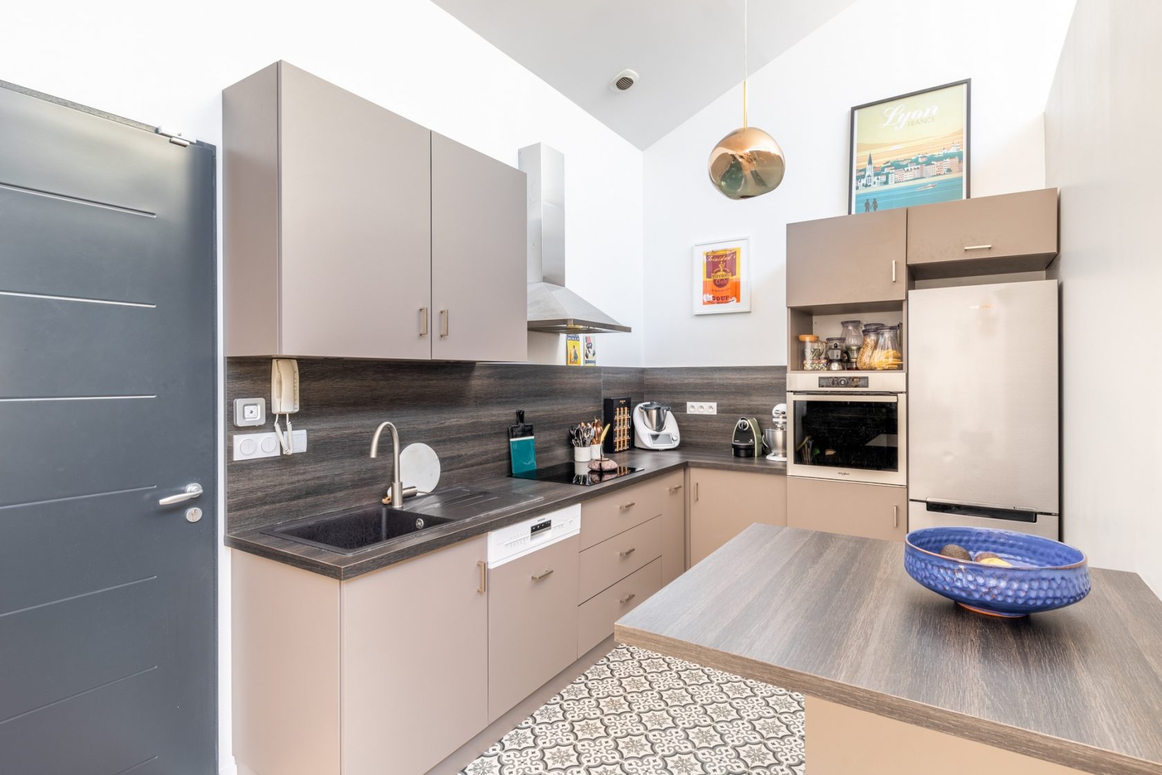 Loft house near Place Saint-Anne