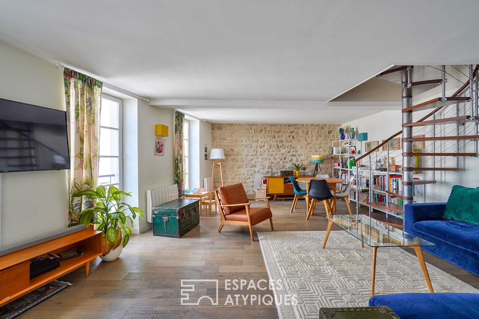 Superb duplex 2 minutes from the Market Square