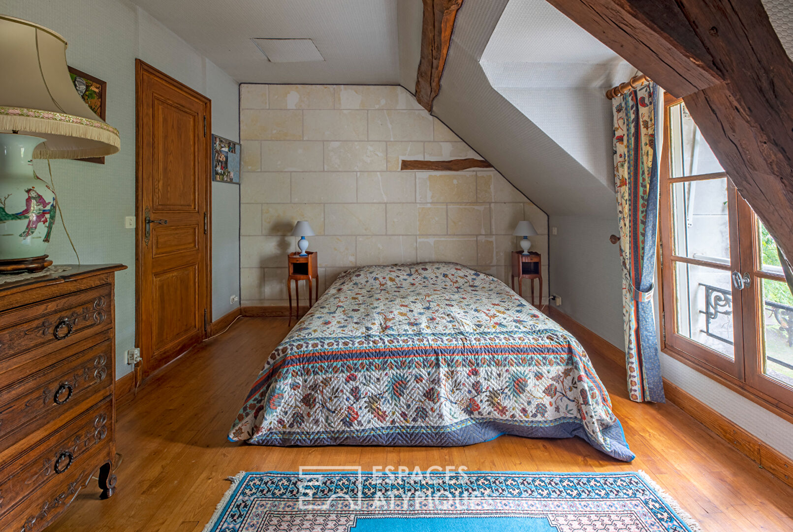 Maison au charme bucolique avec dépendances