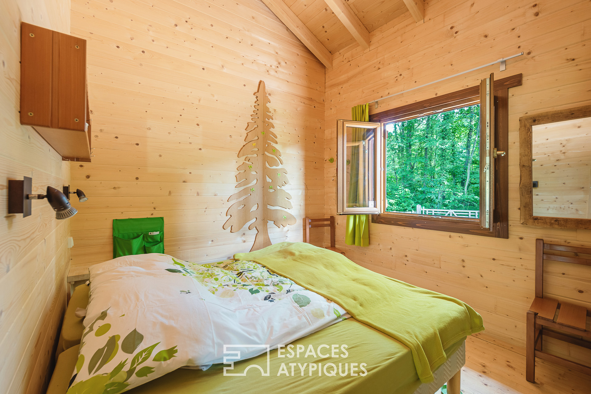 Rejuvenating chalet on the edge of the forest