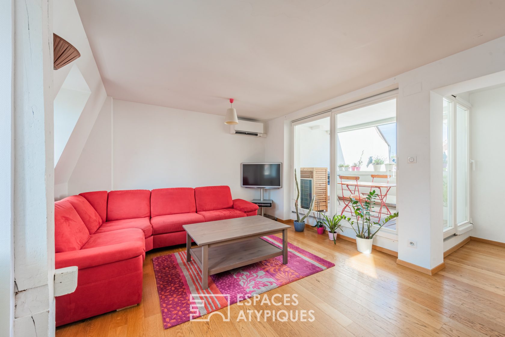 Already rented : Furnished flat on the top floor in the Contades district