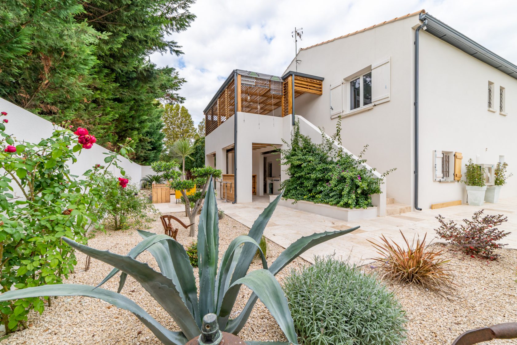 Belle villa rénovée avec piscine