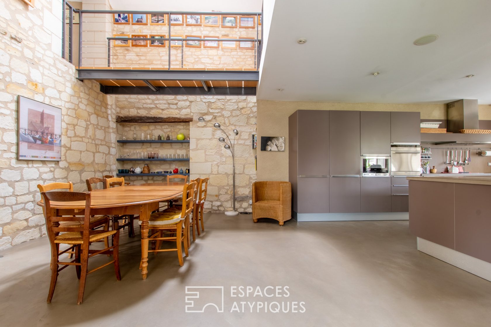 Jolie maison de bourg à la rénovation contemporaine
