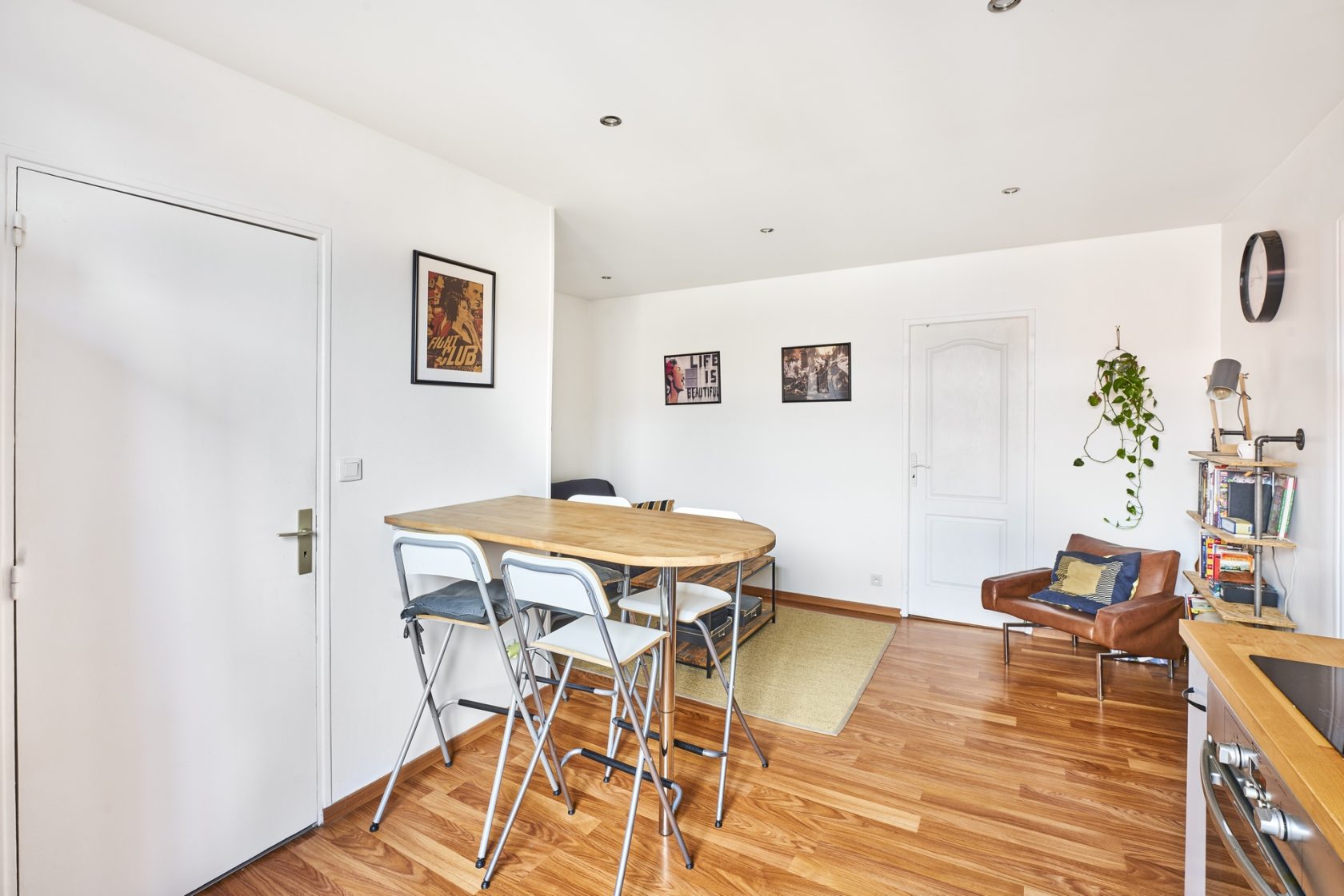 Quiet apartment in the center of the 9th arrondissement