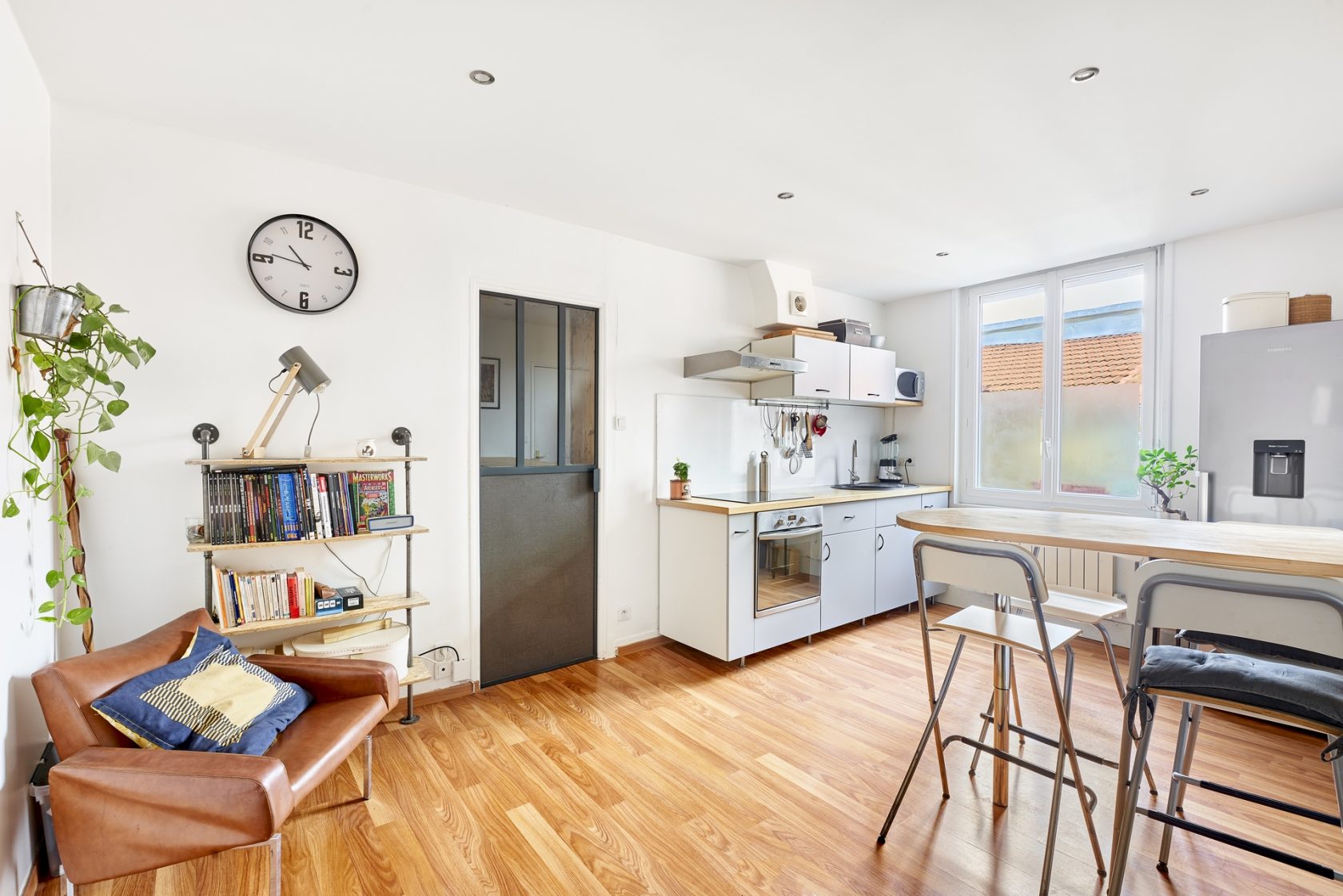 Quiet apartment in the center of the 9th arrondissement