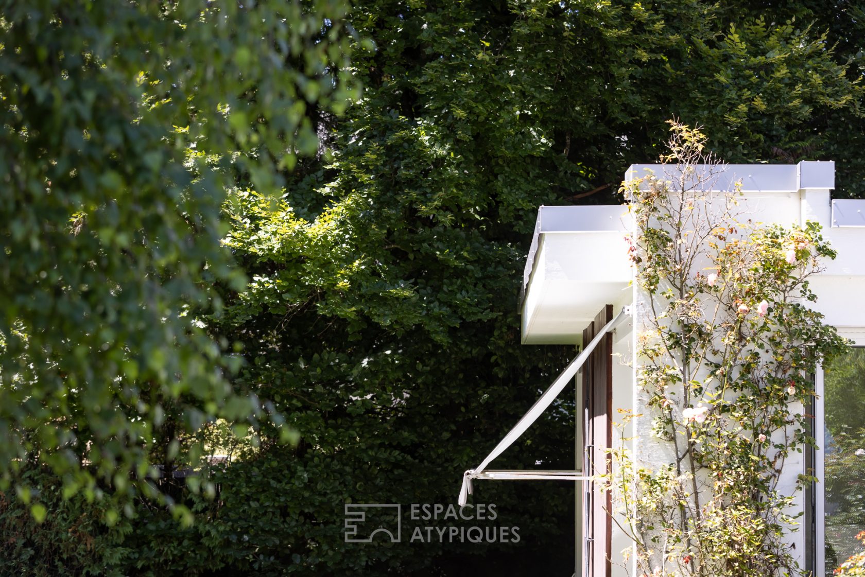 Superbe villa d’architecte avec sa piscine et son parc