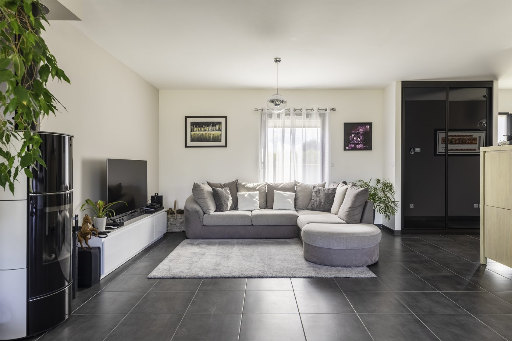 La Parfaite – Maison Contemporaine avec double garage