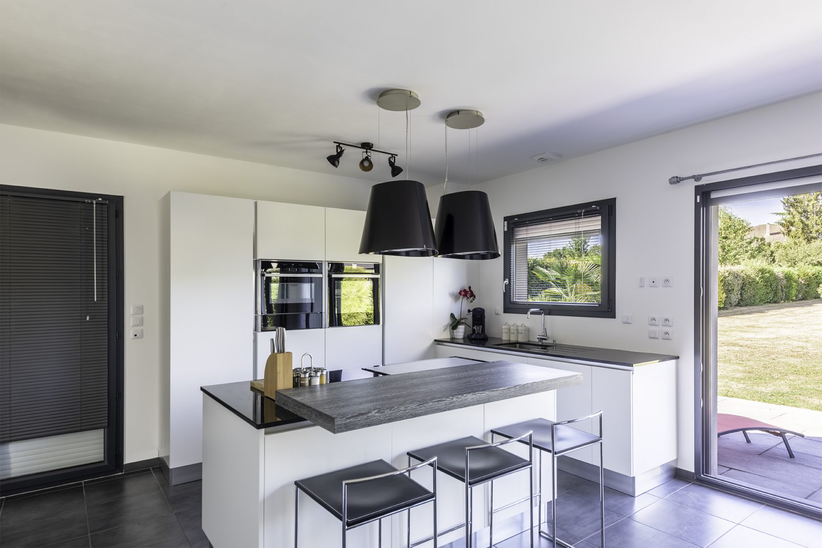 La Parfaite – Maison Contemporaine avec double garage