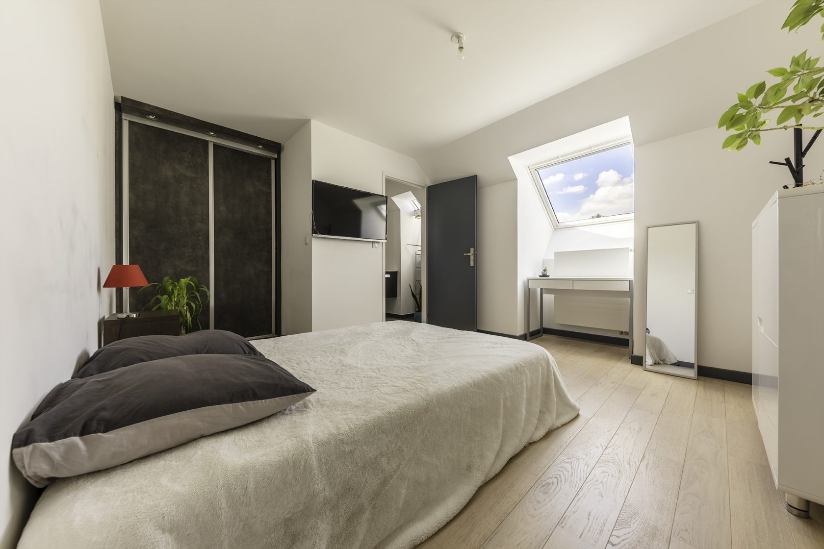 La Parfaite – Maison Contemporaine avec double garage