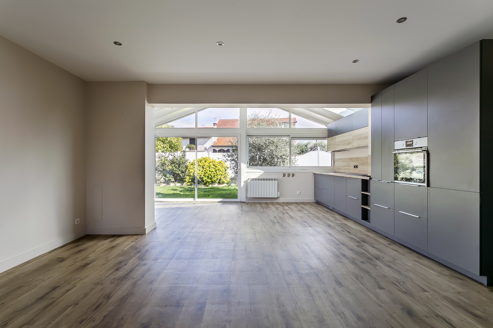 Maison rénovée avec piscine
