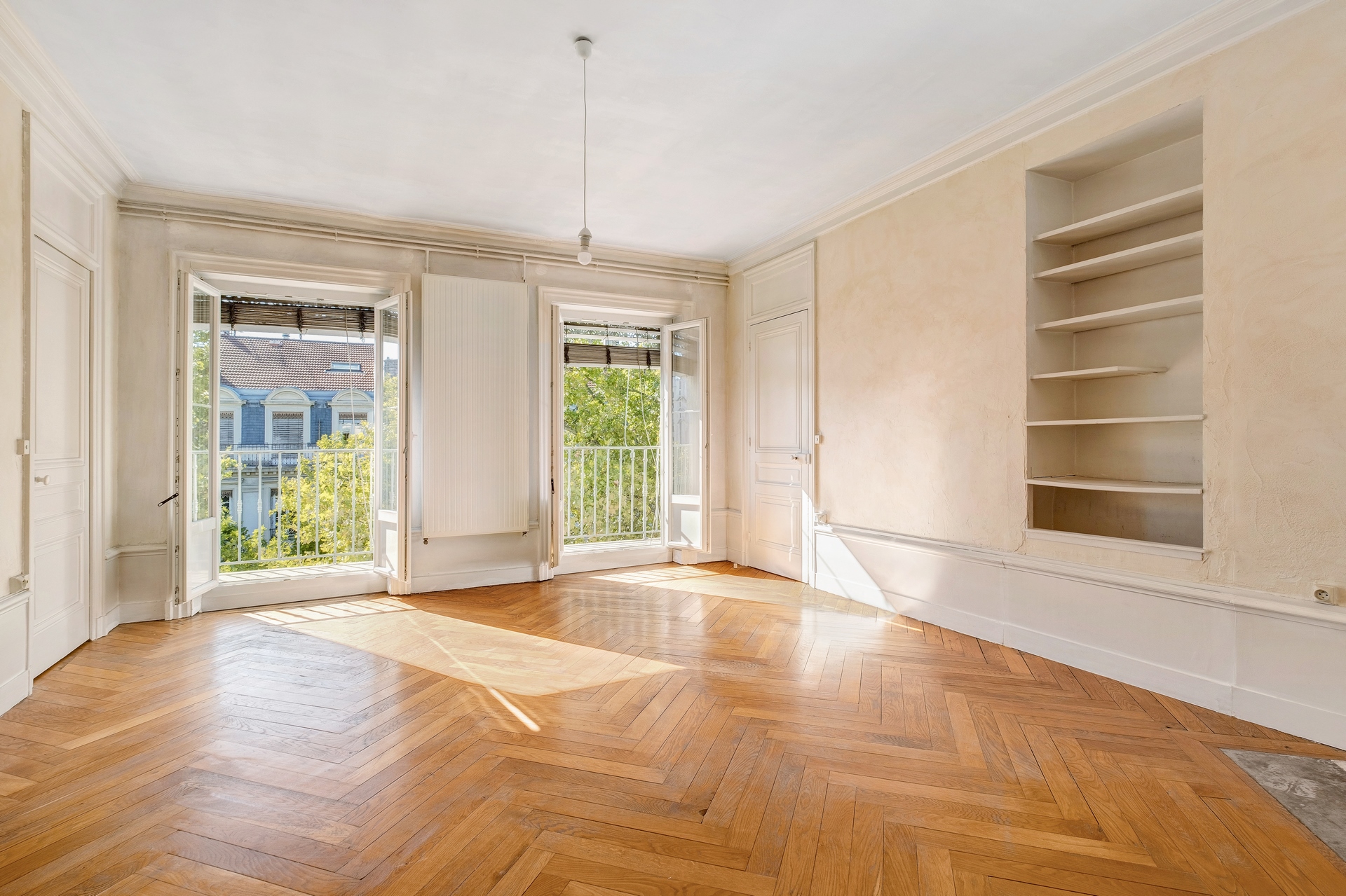 Apartment to reinvent