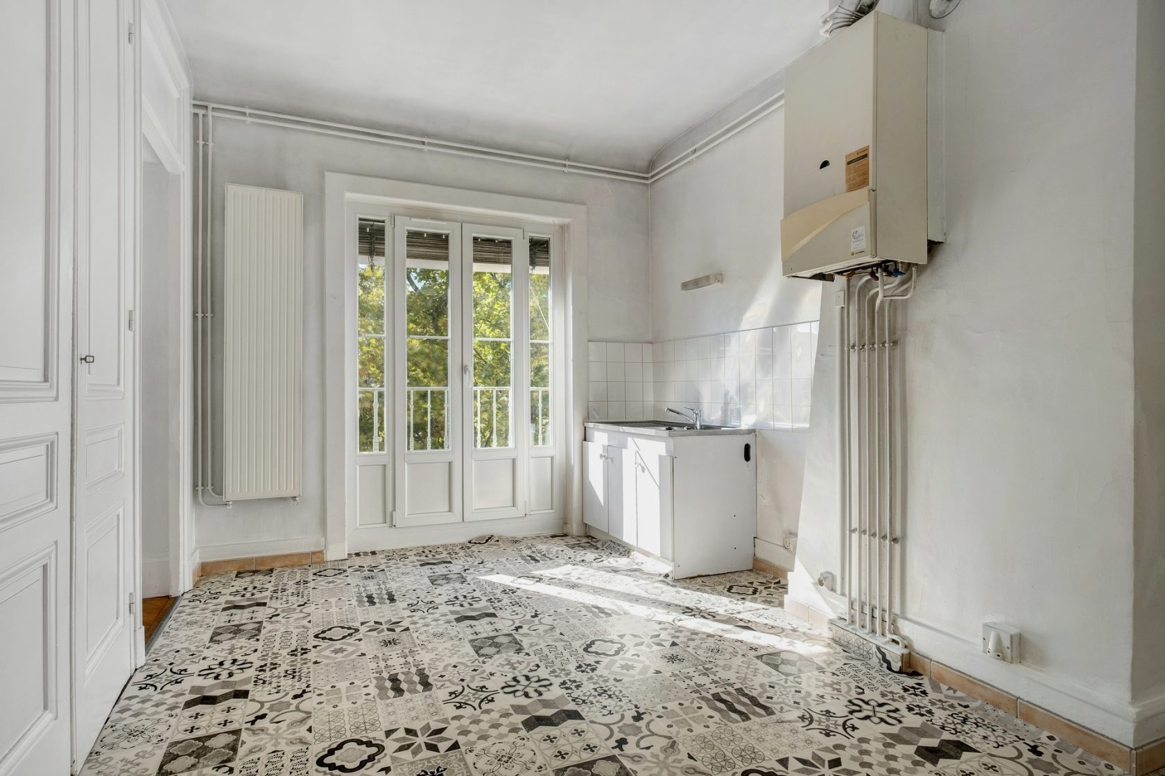 Apartment to reinvent