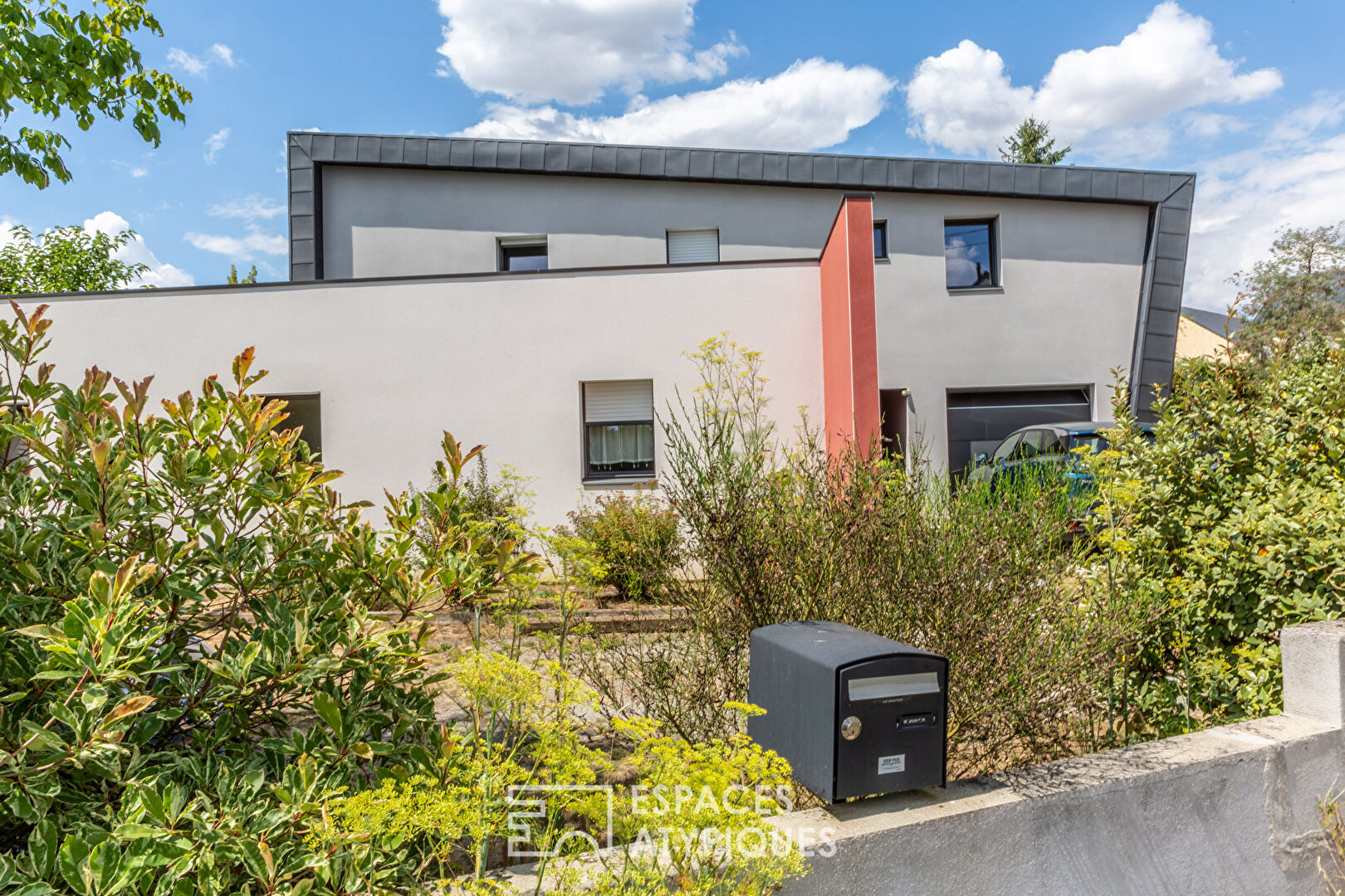 Belle maison d’architecte à Sucé sur Erdre, proche de l’Erdre