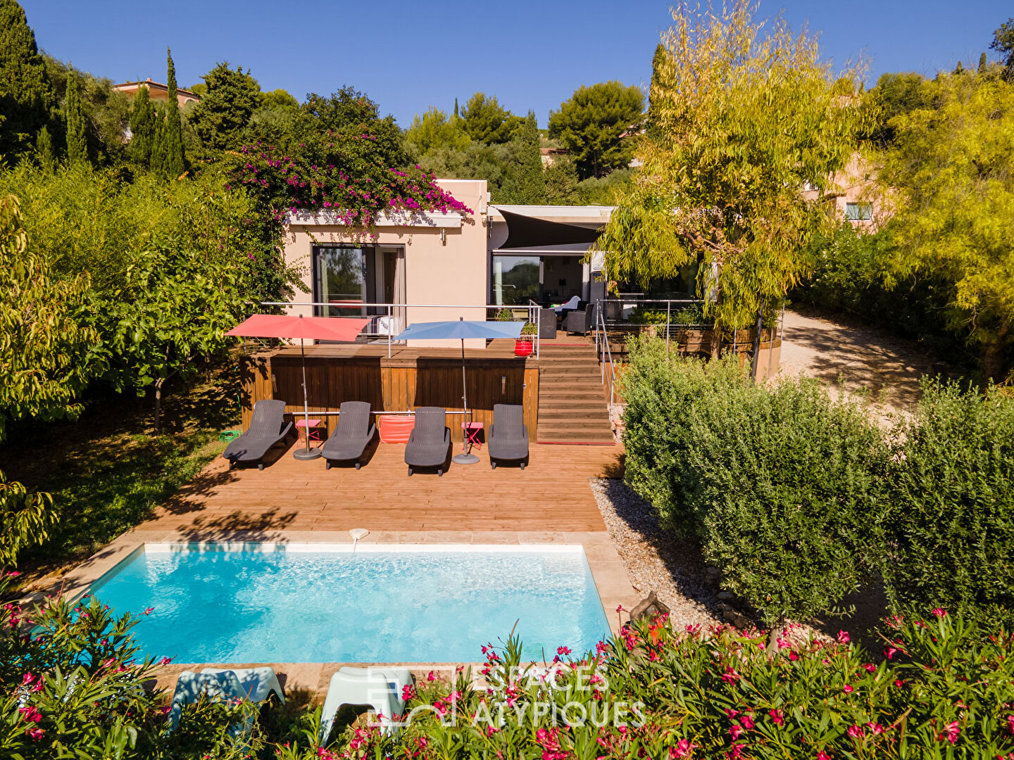 Contemporary sea view with swimming pool