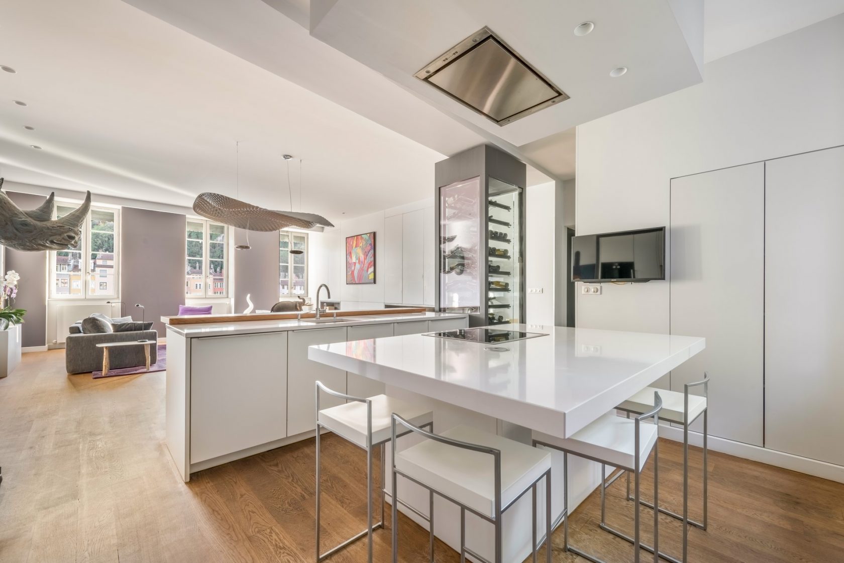 Rénovation contemporaine avec vue Saône