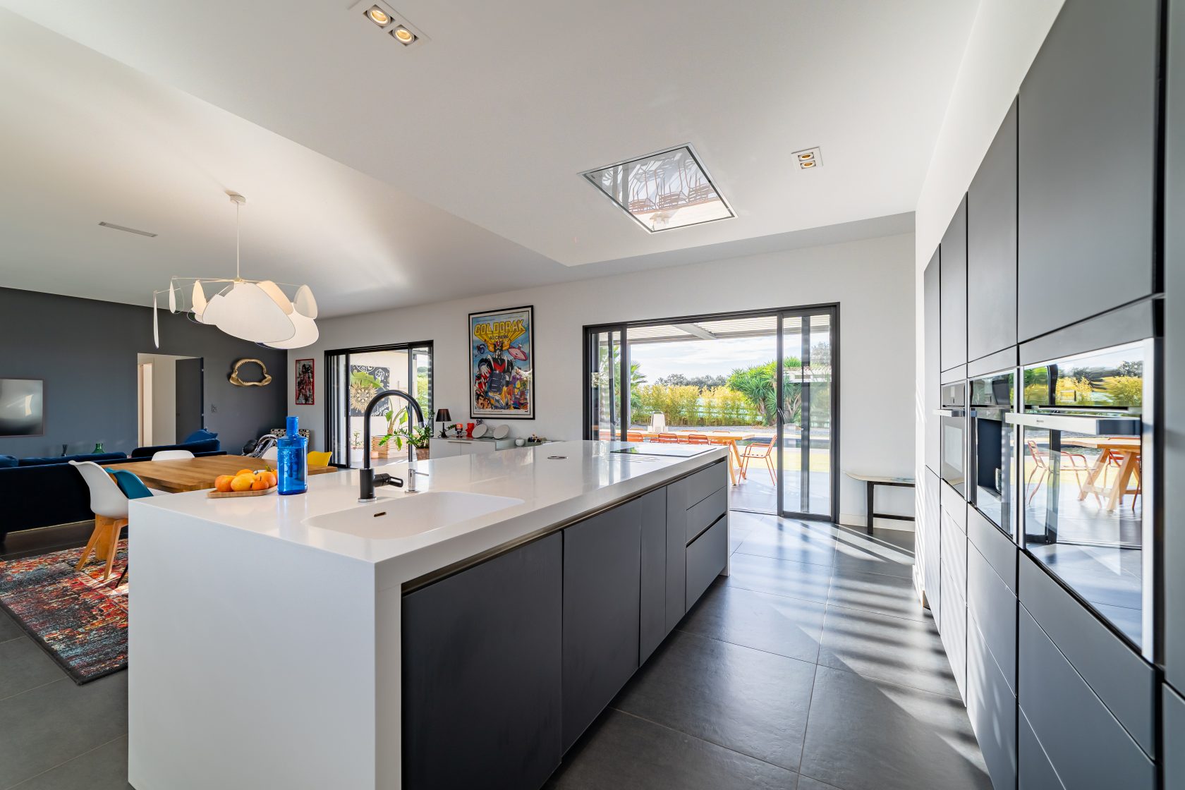 Très chic villa contemporaine aux portes de la Camargue