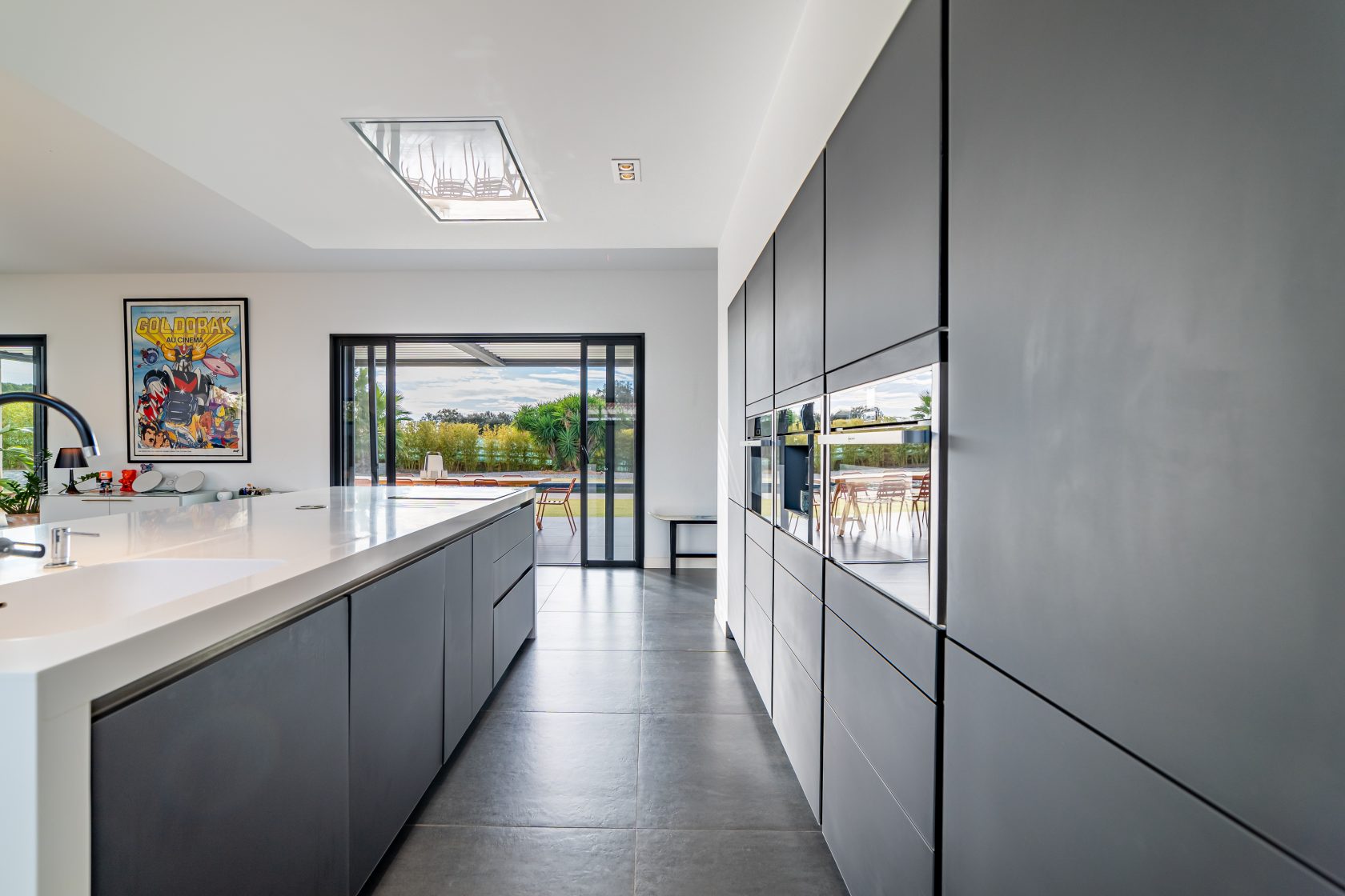Très chic villa contemporaine aux portes de la Camargue