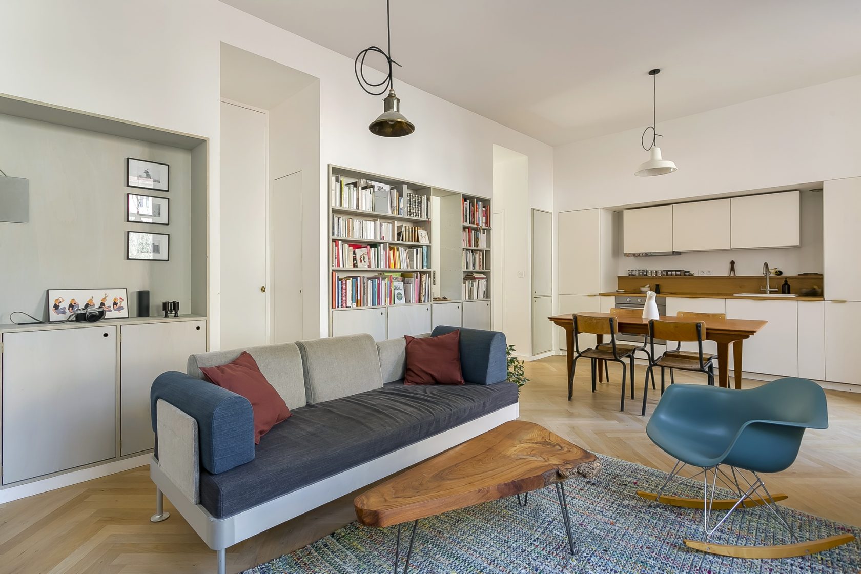 Apartment renovated by architect with terrace