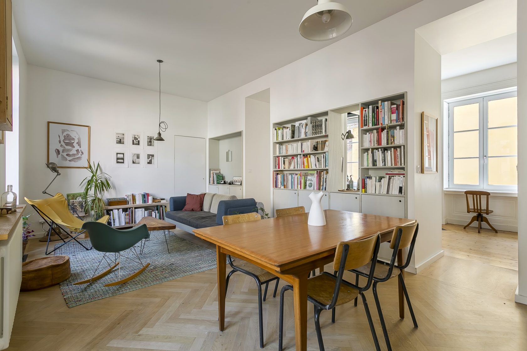 Apartment renovated by architect with terrace