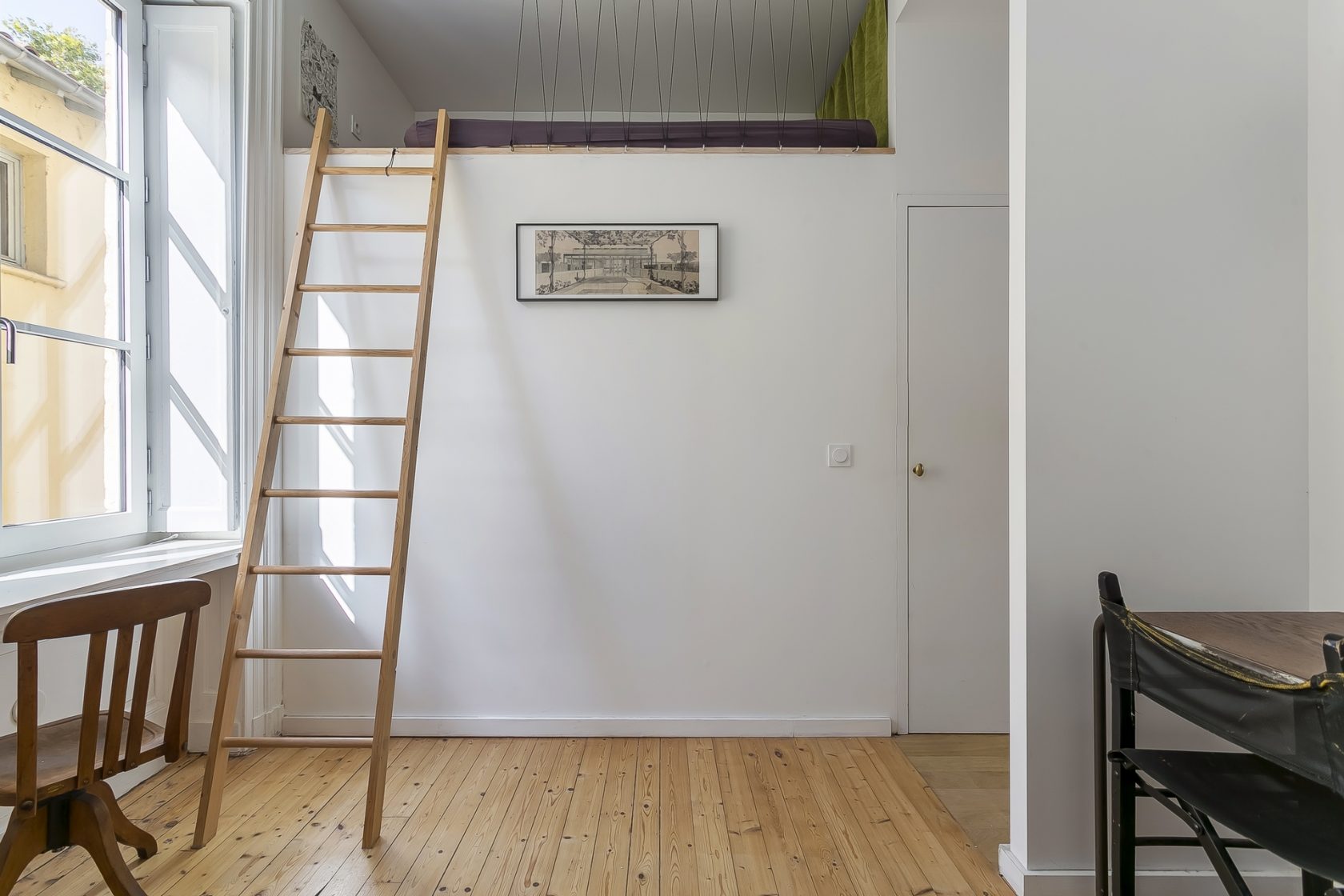 Apartment renovated by architect with terrace