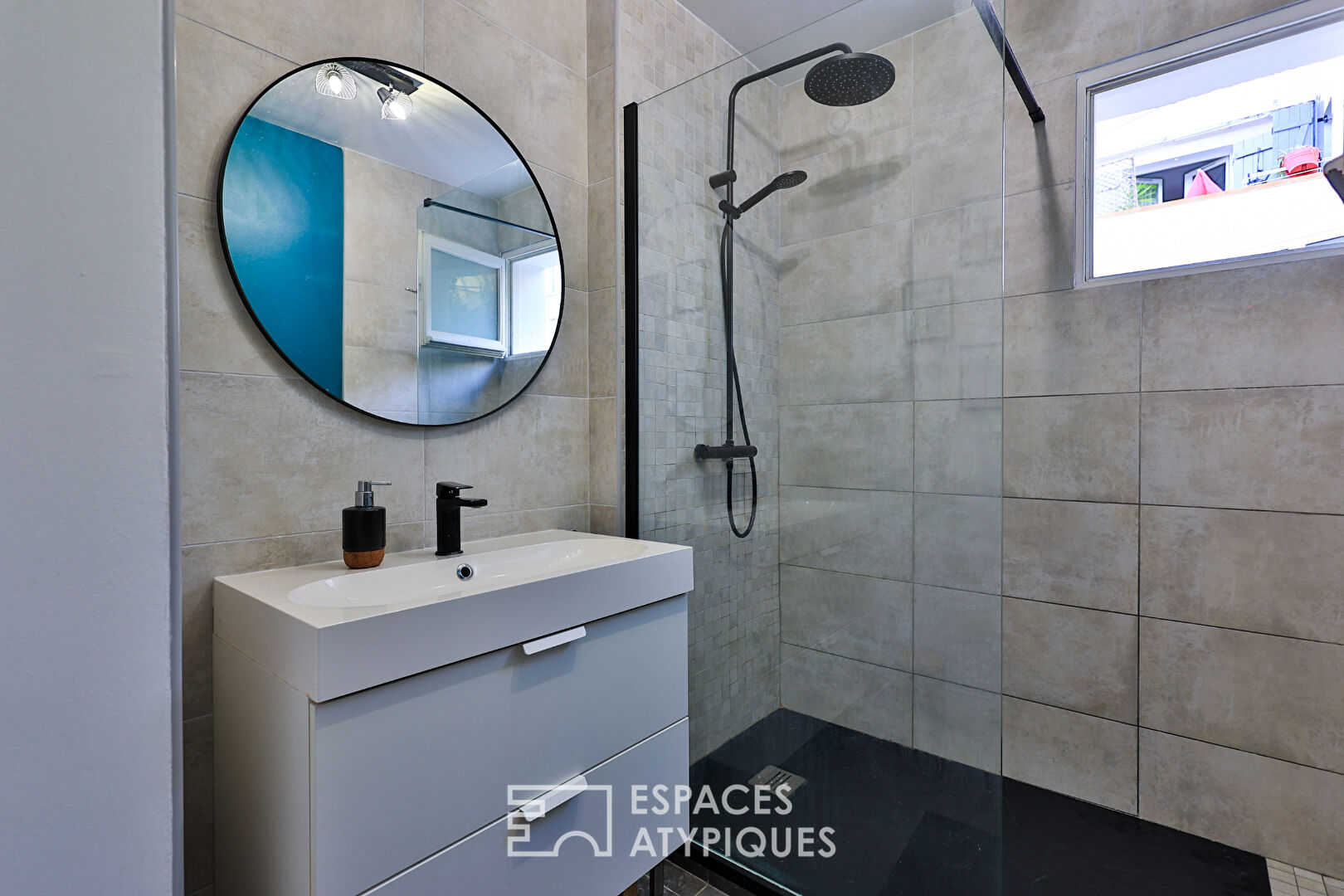 Rare et atypique duplex dans centre ville d’Hyères