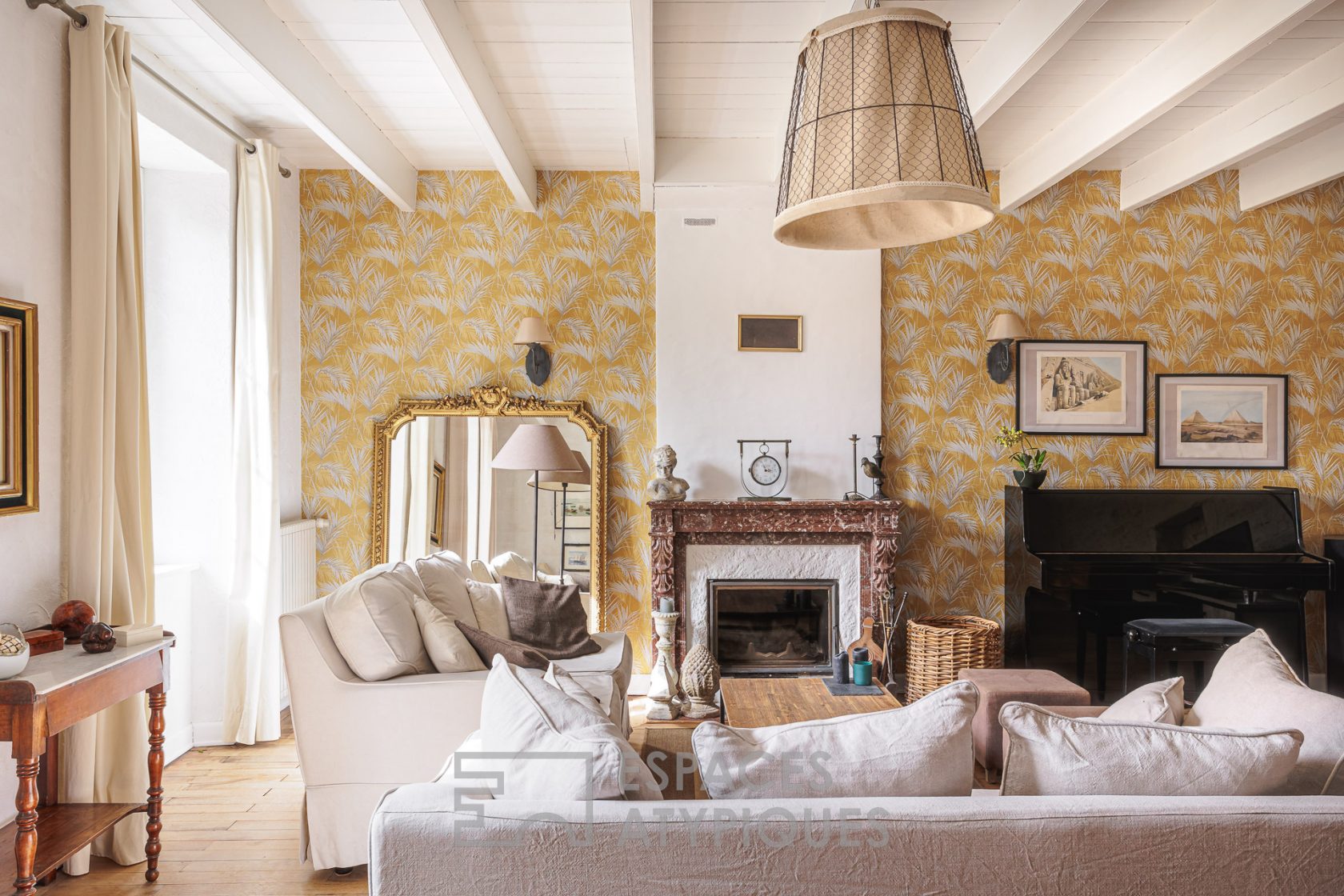 Elégante charentaise et sa maison d’amis