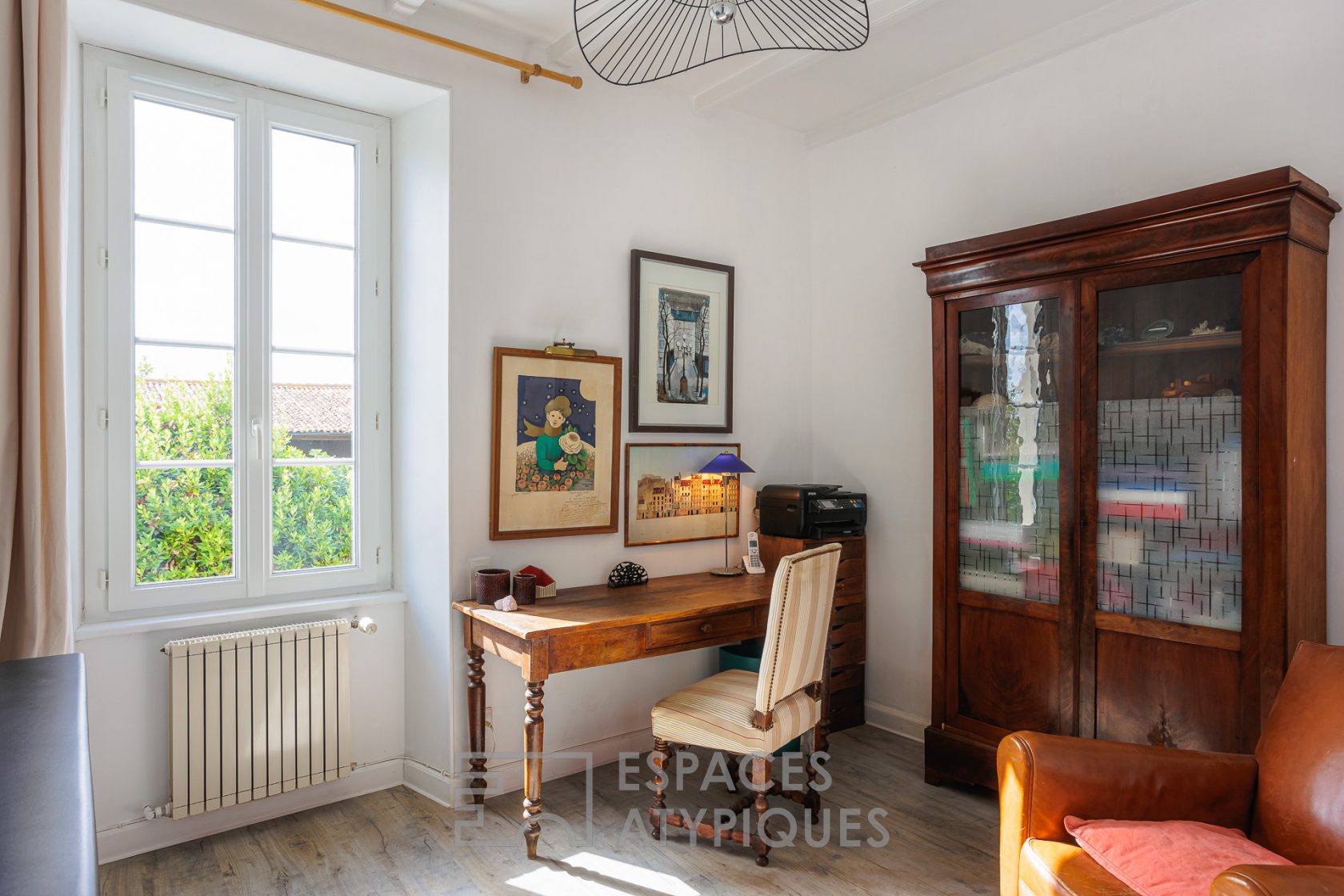 Elégante charentaise et sa maison d’amis