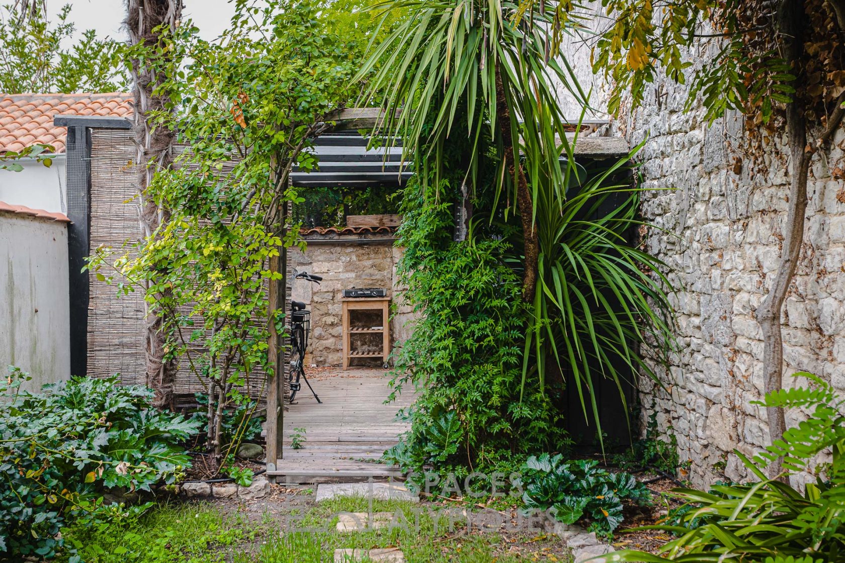 Ancien chai rénové à La Rochelle