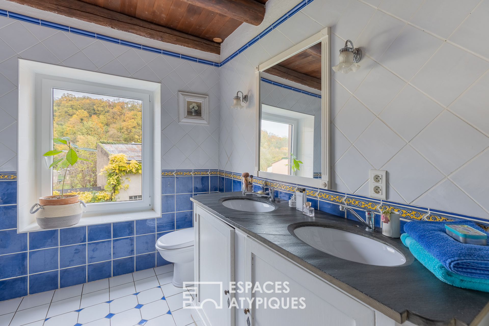 Chaleureuse et authentique maison de village