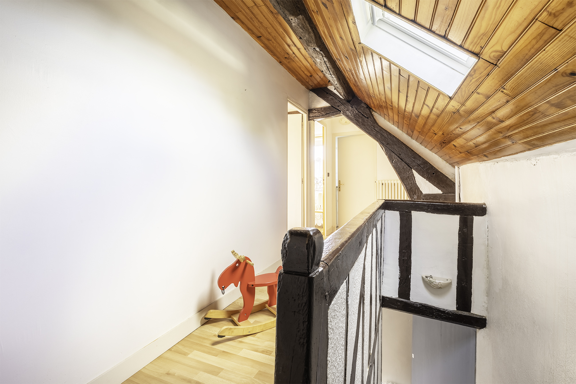 Duo inattendu entre un loft contemporain et une maison fin XIX eme….