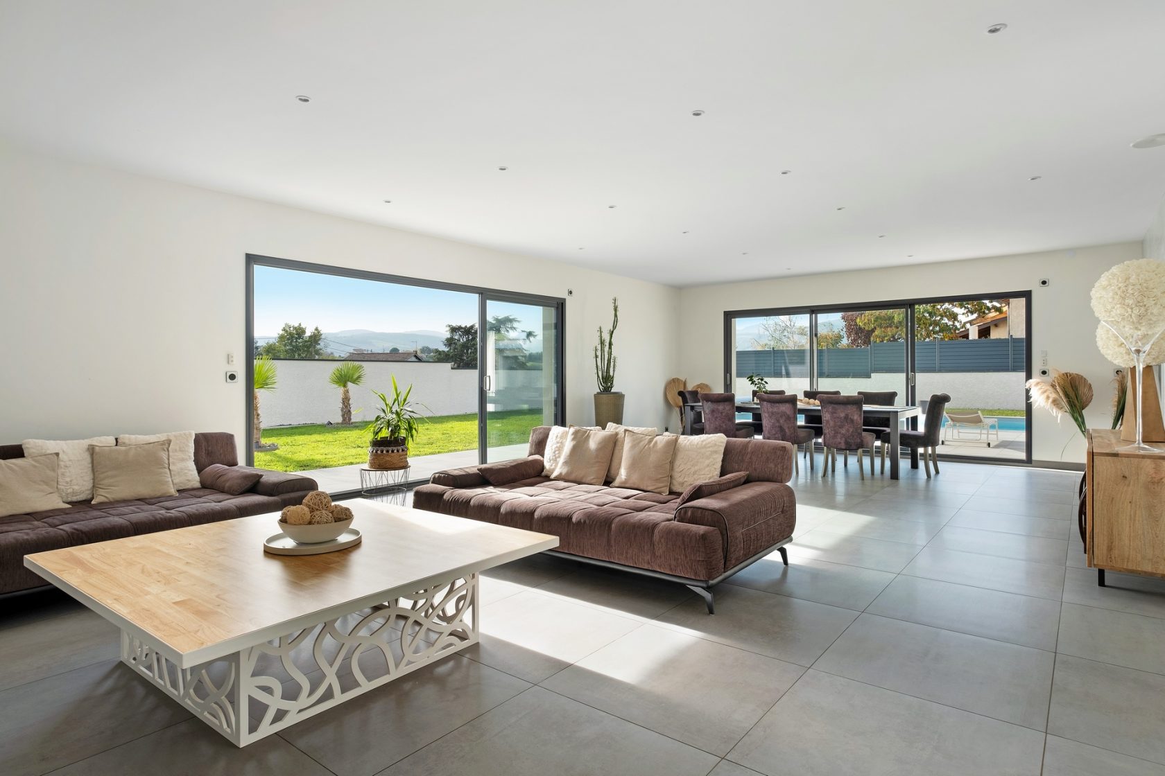 Maison contemporaine avec piscine