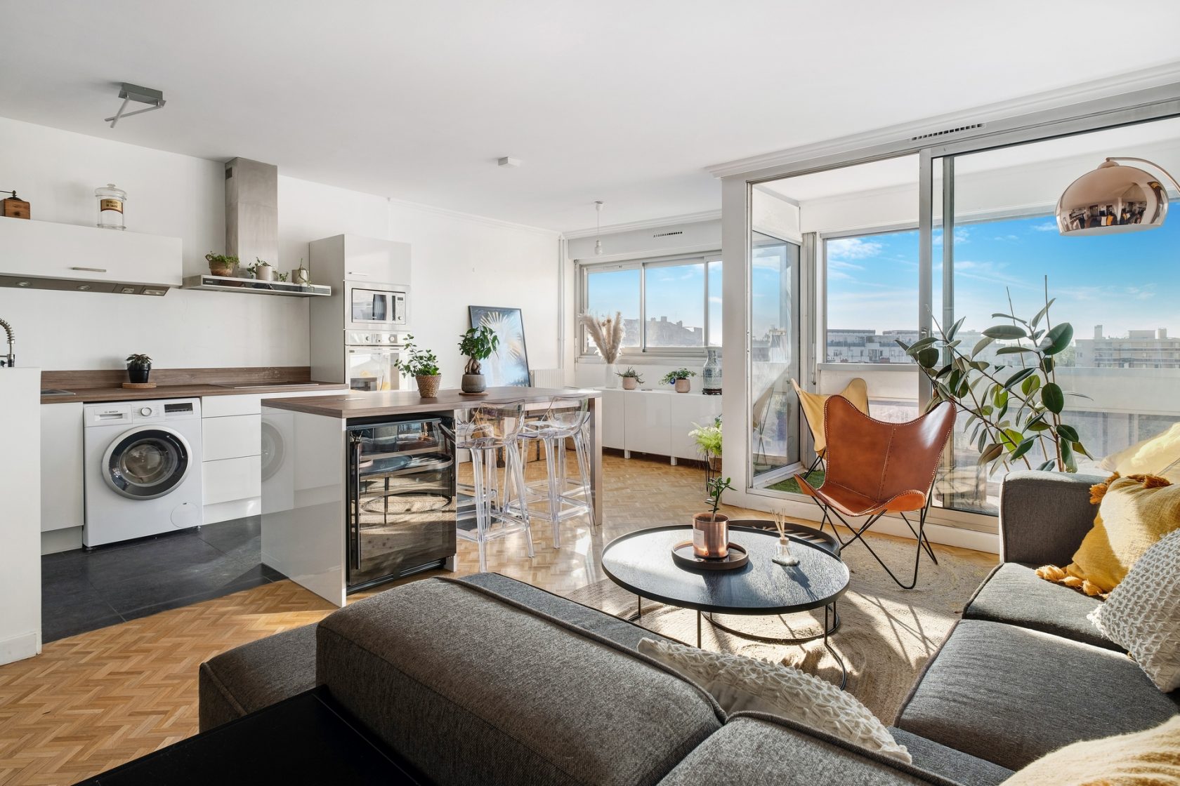 Apartment with terrace and view