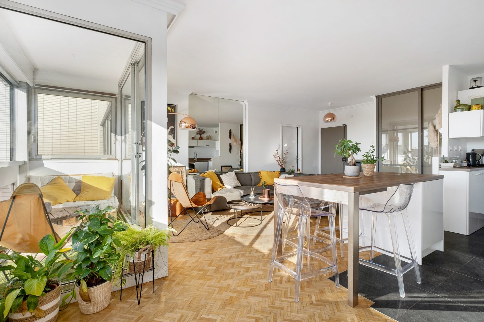 Apartment with terrace and view