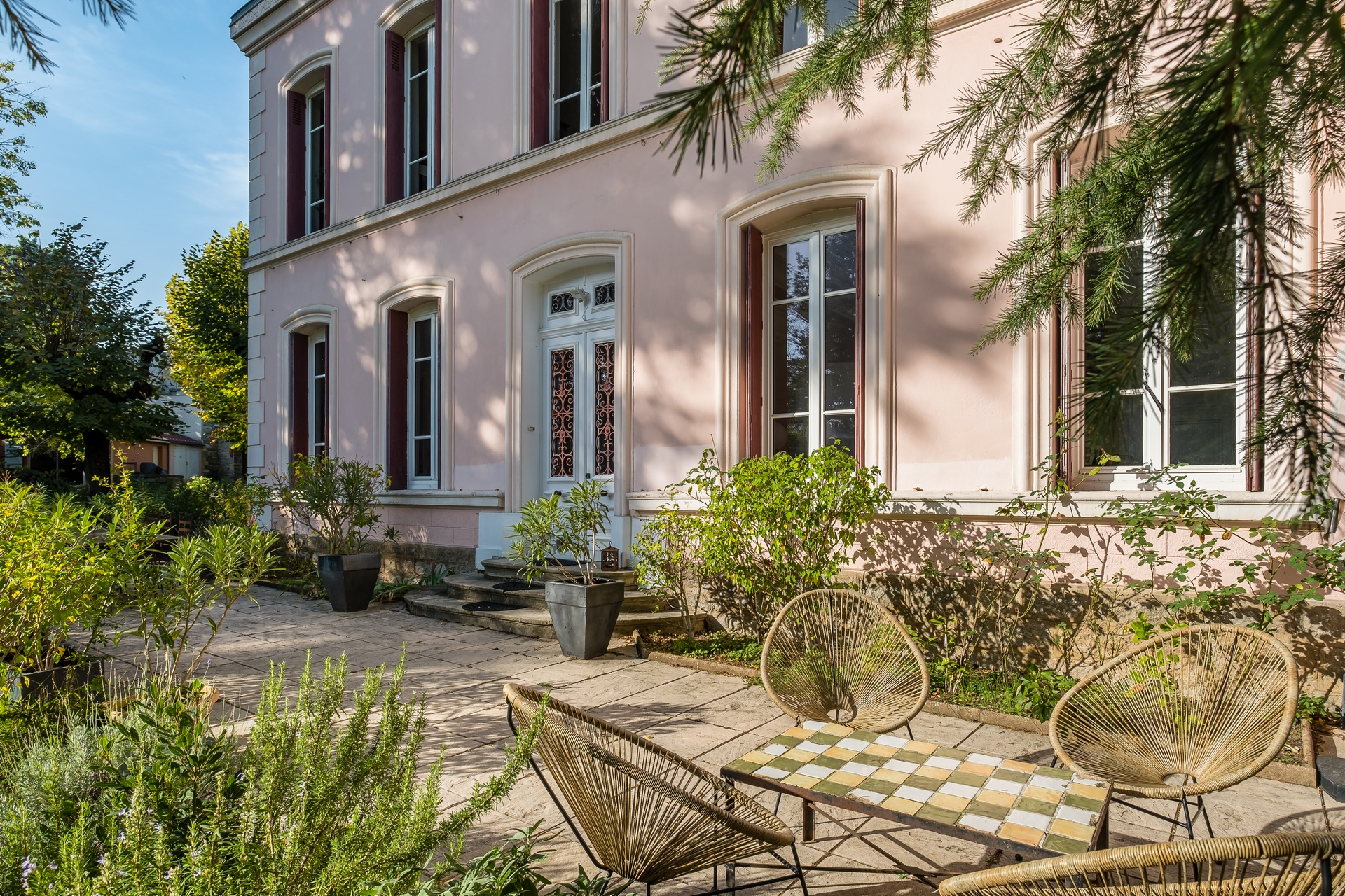 Appartement de caractère dans maison bourgeoise avec parc