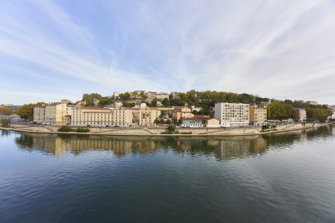 Apartment with Saône view